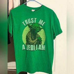 Star Wars Green Yoda Men's Shirt